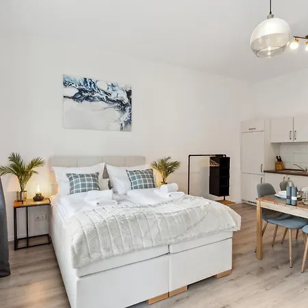 Homespace - - Gemuetliches Mit Balkon Magdeburg