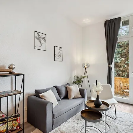 Apartment Homespace - - Gemuetliches Mit Balkon Magdeburg