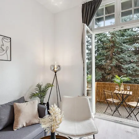Apartment Homespace - - Gemuetliches Mit Balkon Magdeburg