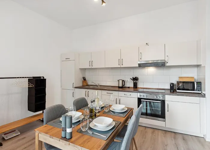 Apartament Homespace - - Gemuetliches Mit Balkon *